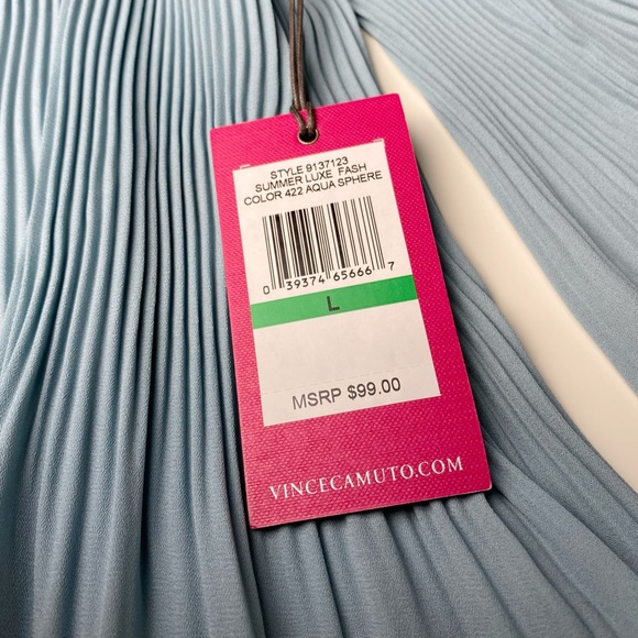 NWT Vince Camuto Off Shoulder Flowy Pleated Blouse Bell Sleeve Stretchy Top - Picture 7 of 9